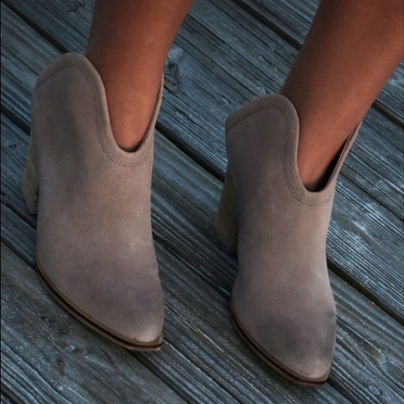 Genuine Suede Distressed Closed Toe Mule Clog - Picture 6 of 6